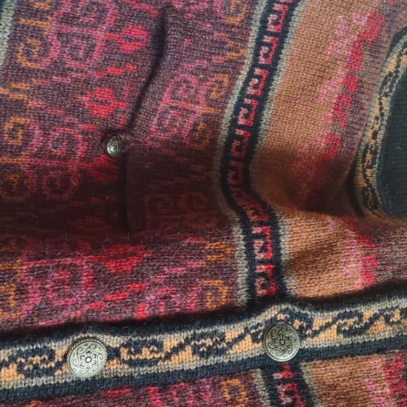 Gorgeous Lined Wool Cardigan - Picture 3 of 6